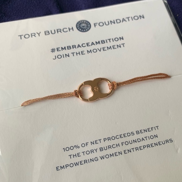 Tory Burch Jewelry - ⚜️ Rose Gold Tory Burch Embrace Ambition Bracelet